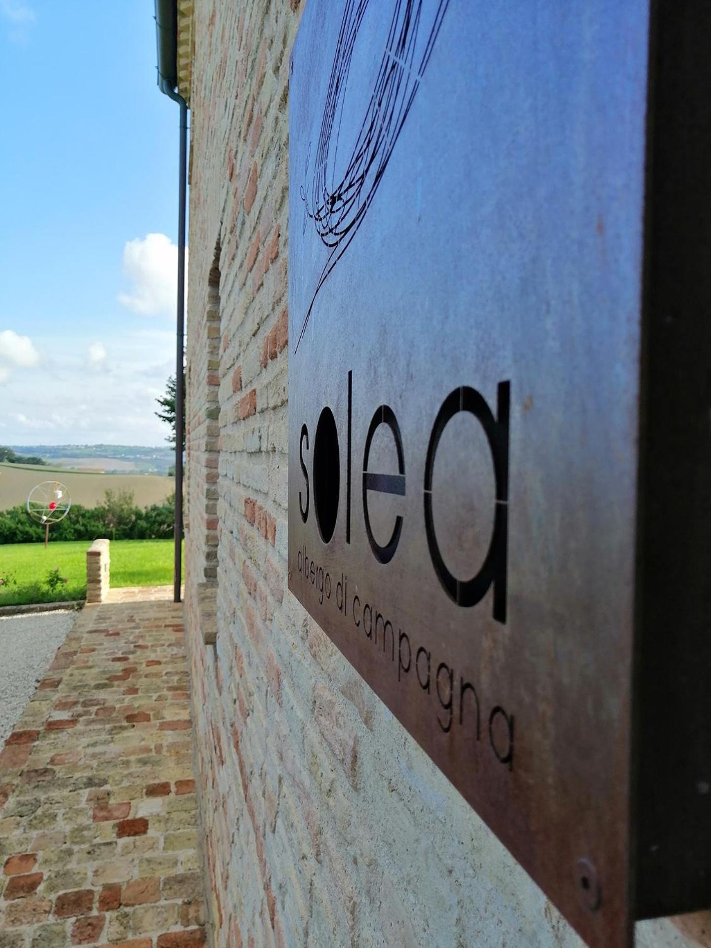 Solea Albergo Di Campagna Trecastelli Esterno foto