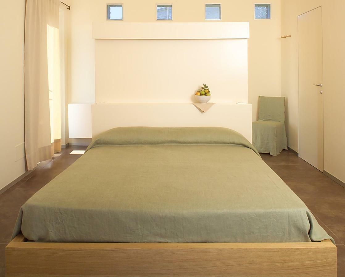 Solea Albergo Di Campagna Trecastelli Esterno foto